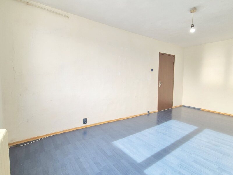 Crangasi la 5 minute metrou si parc comision 0%, ap. 2 camere, bloc 1983